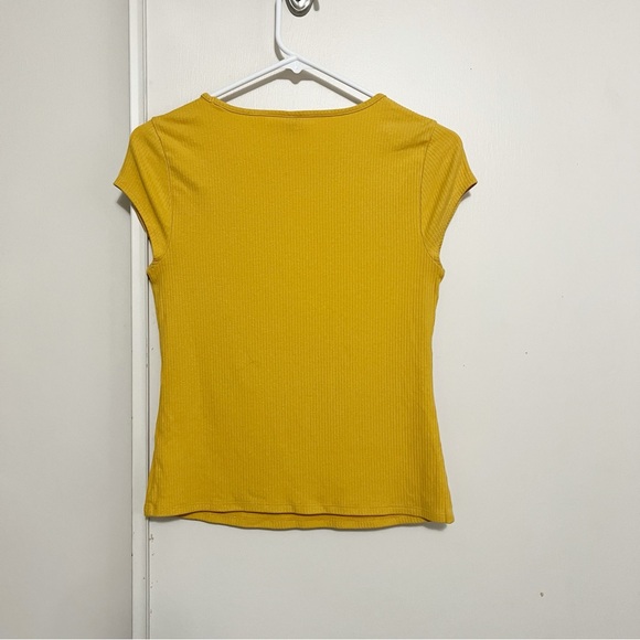 Old Navy Yellow Square Neck Ribbed T-shirt M - Picture 3 of 8